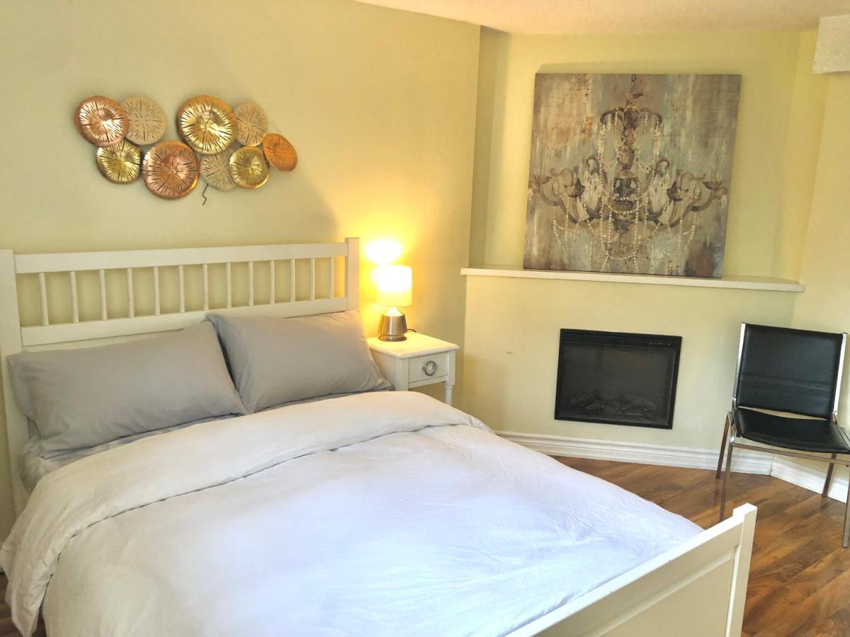 Cozy & Convenient 2-Bedroom Apartment With Private Entrance 多伦多 外观 照片