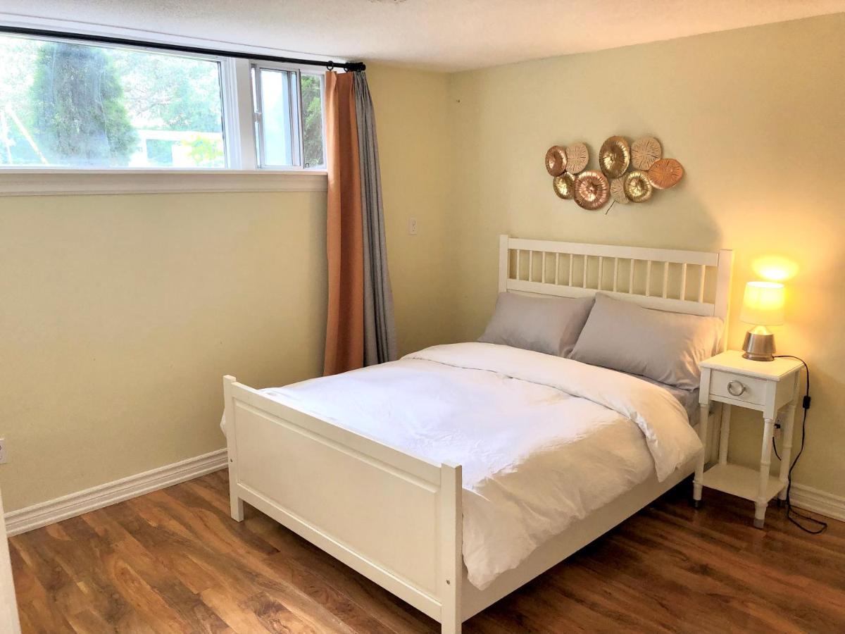 Cozy & Convenient 2-Bedroom Apartment With Private Entrance 多伦多 外观 照片