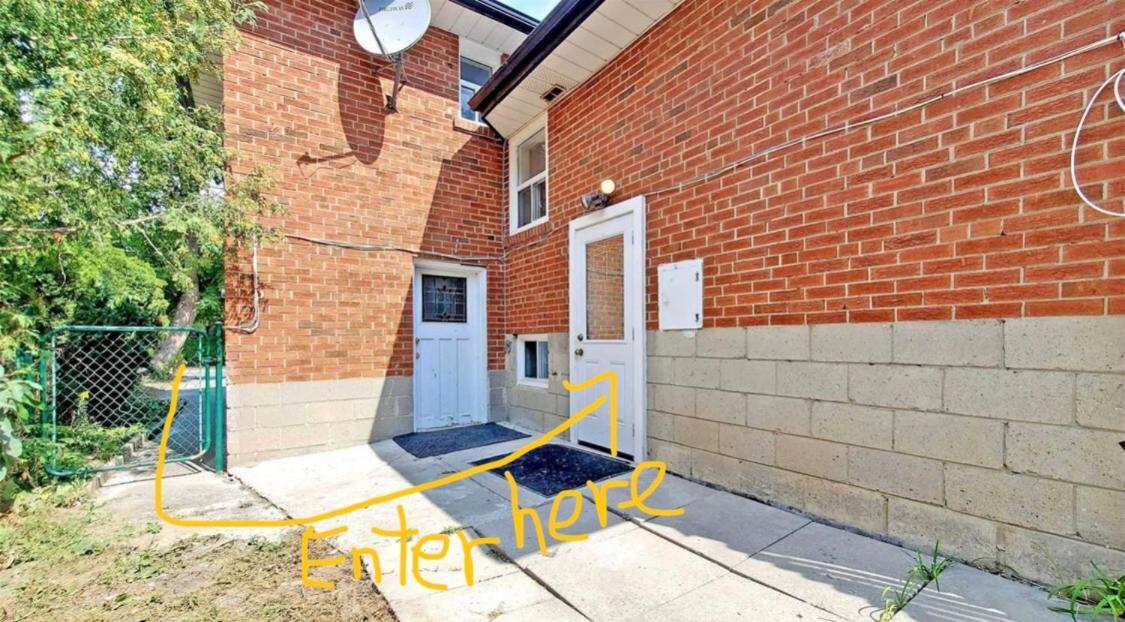 Cozy & Convenient 2-Bedroom Apartment With Private Entrance 多伦多 外观 照片
